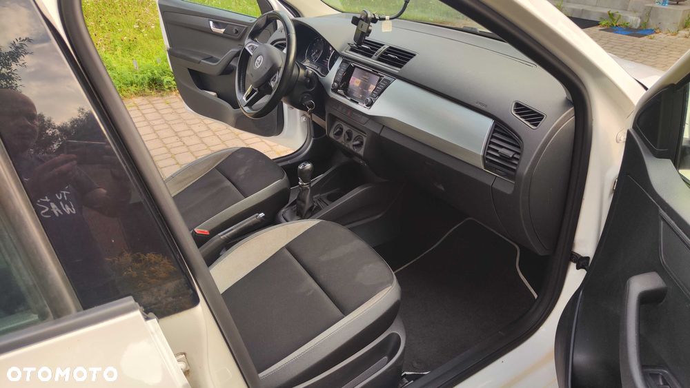 Skoda Fabia - 6