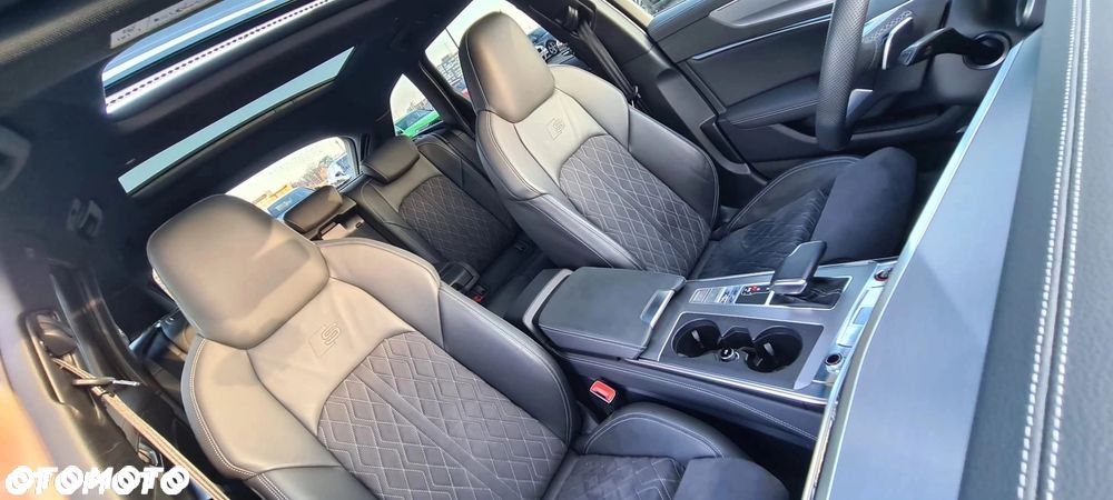 Audi S6 Avant - 10