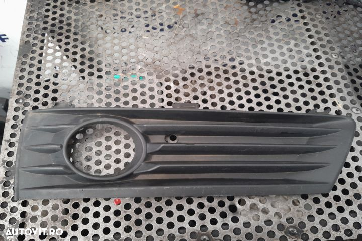 Grila proiector dreapta Opel Zafira B  [din 2005 pana  2010] Minivan 5-usi 1.8 MT (140 hp) - 2