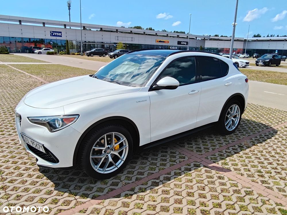 Alfa Romeo Stelvio 2.0 Turbo TI Q4 - 25