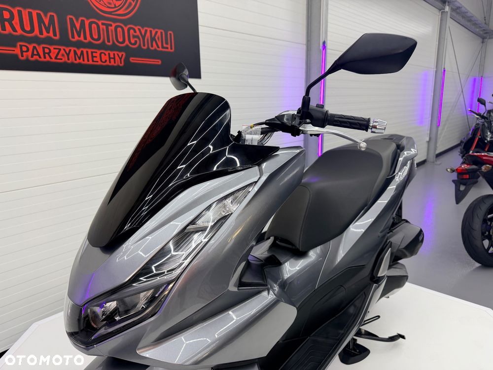 Honda PCX - 32