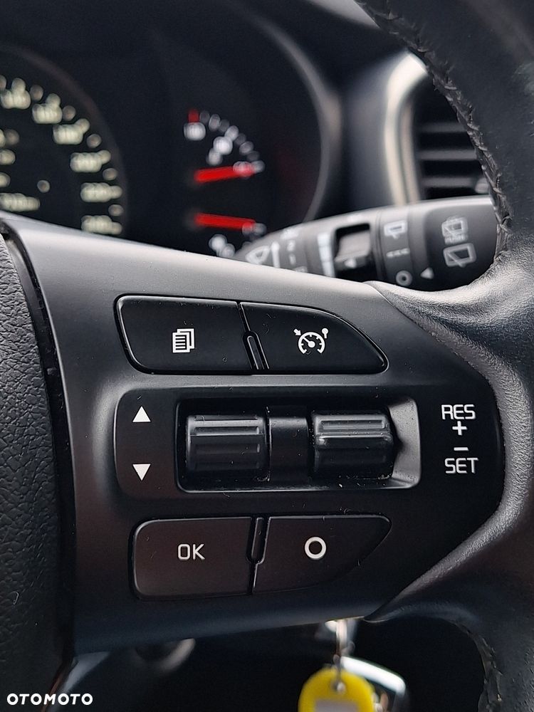 Kia Sorento 2.0 CRDI L - 25