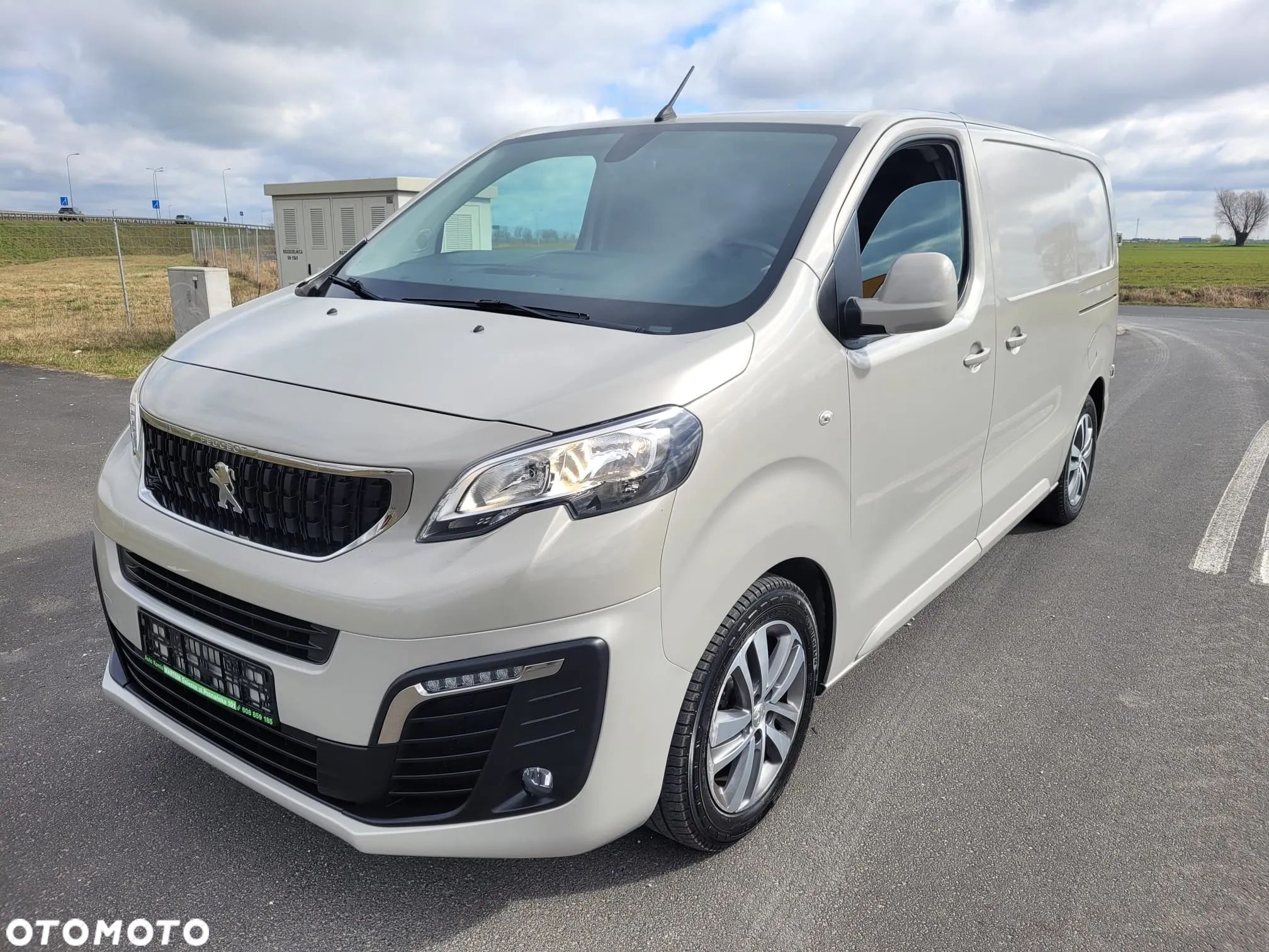 Peugeot Expert - 1