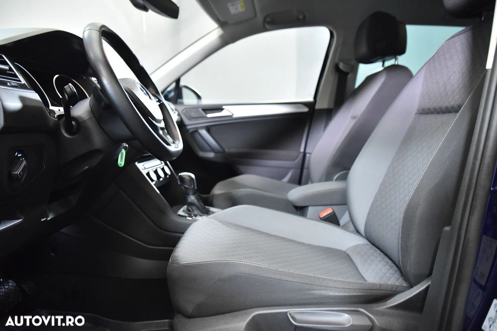 Volkswagen Tiguan - 21