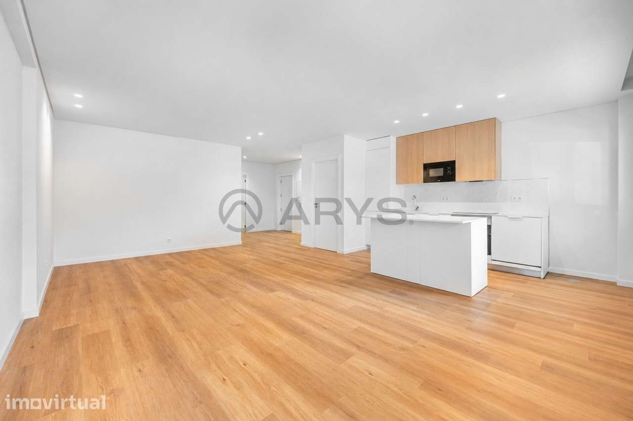 T3 TOTALMENTE REMODELADO COM TERRAÇO E GARAGEM FECHADA | BRAGA - Grande imagem: 3/29
