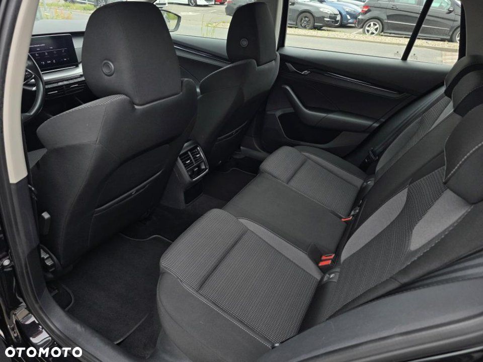 Skoda Octavia - 2