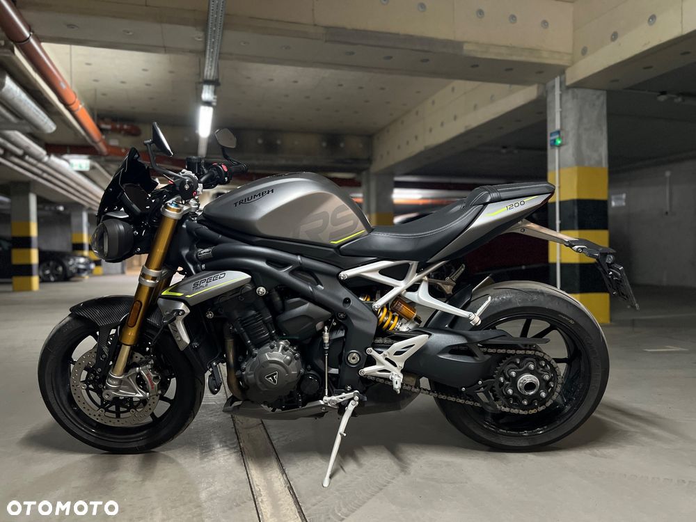 Triumph Speed Triple - 2