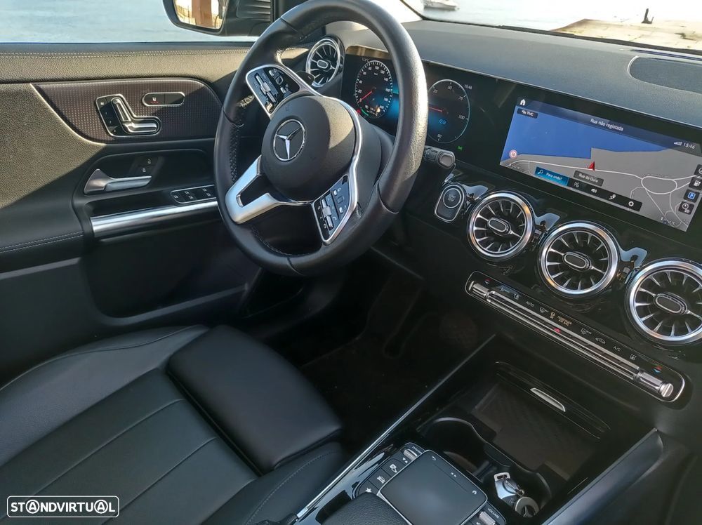 Mercedes-Benz EQA 250 - 12