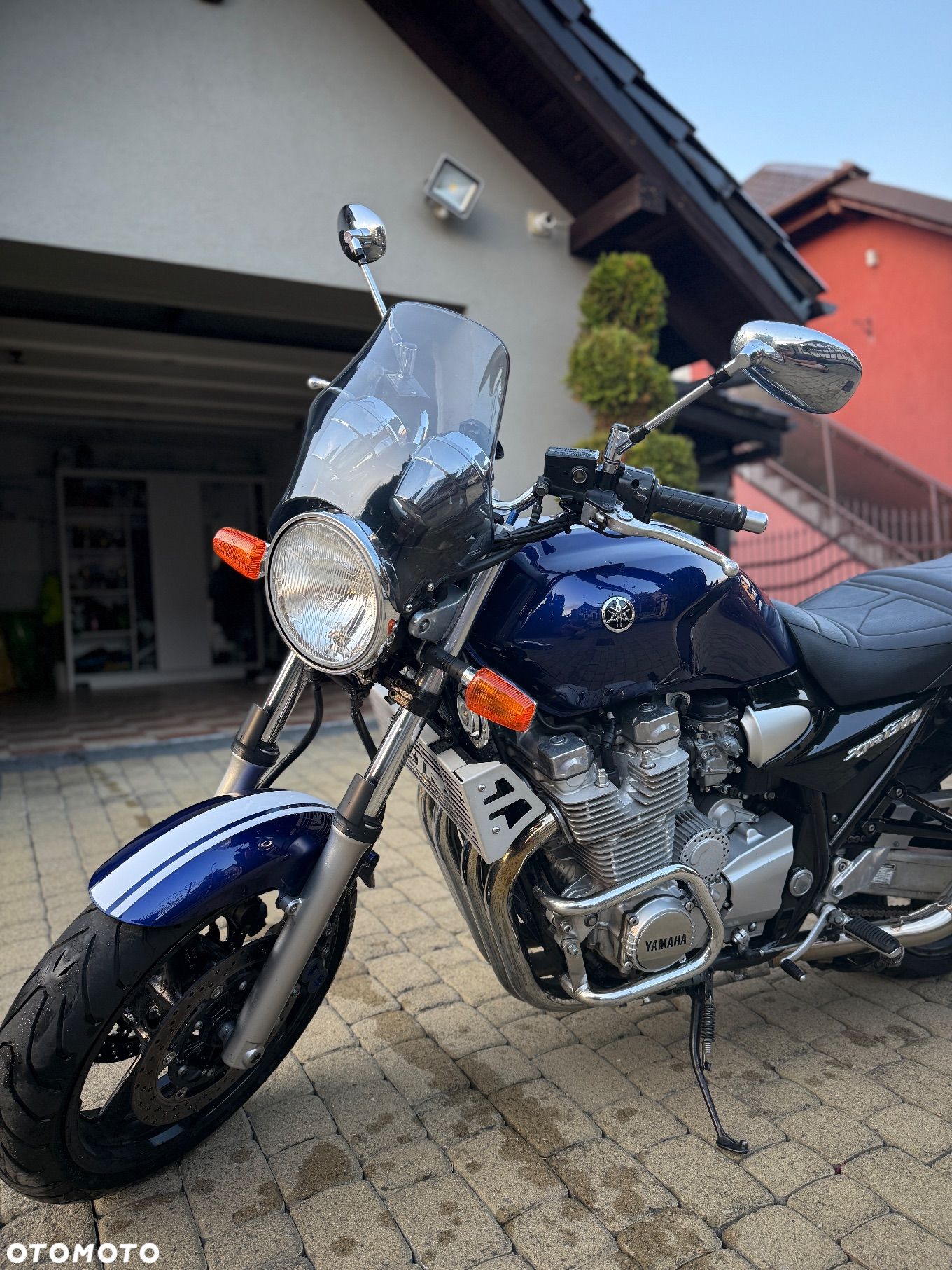 Yamaha XJR - 1