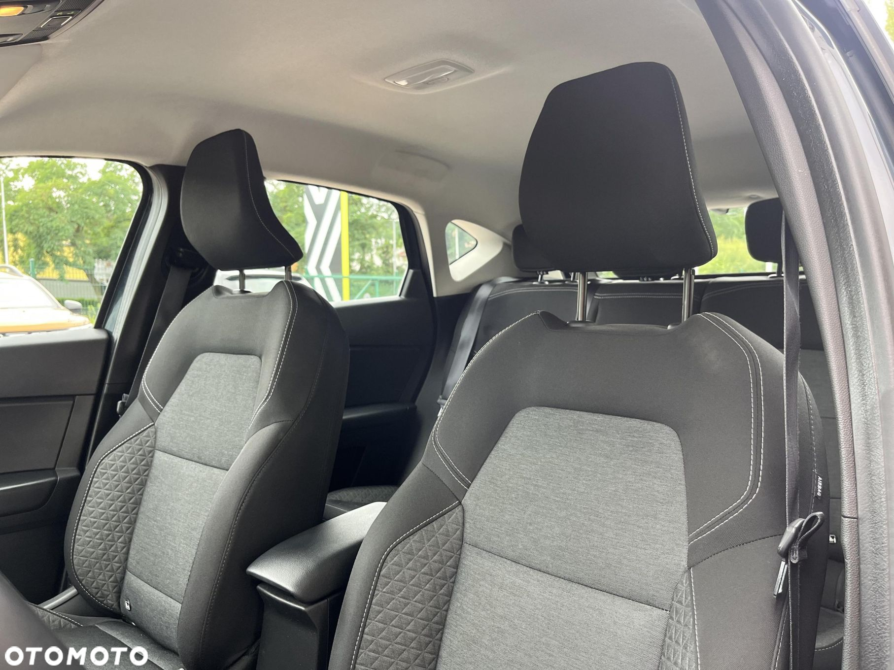 Renault Captur 1.0 TCe Zen - 11