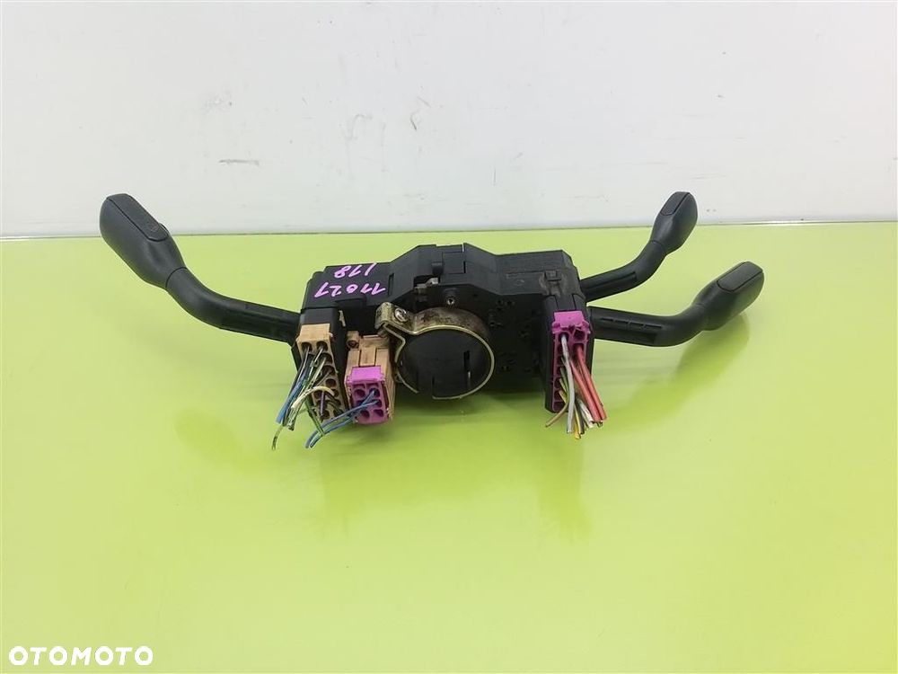 Przełącznik zespolony pająk Audi A4  B5 1995-2001  4D0953513 - 4