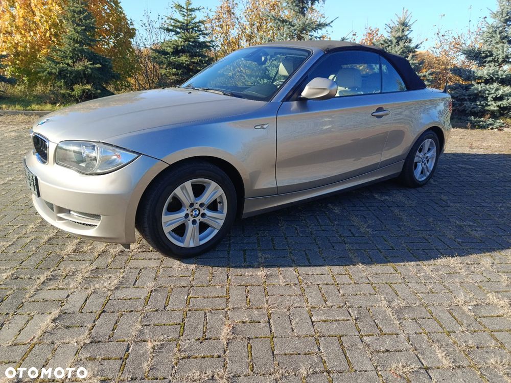 BMW Seria 1 2009 photo 4