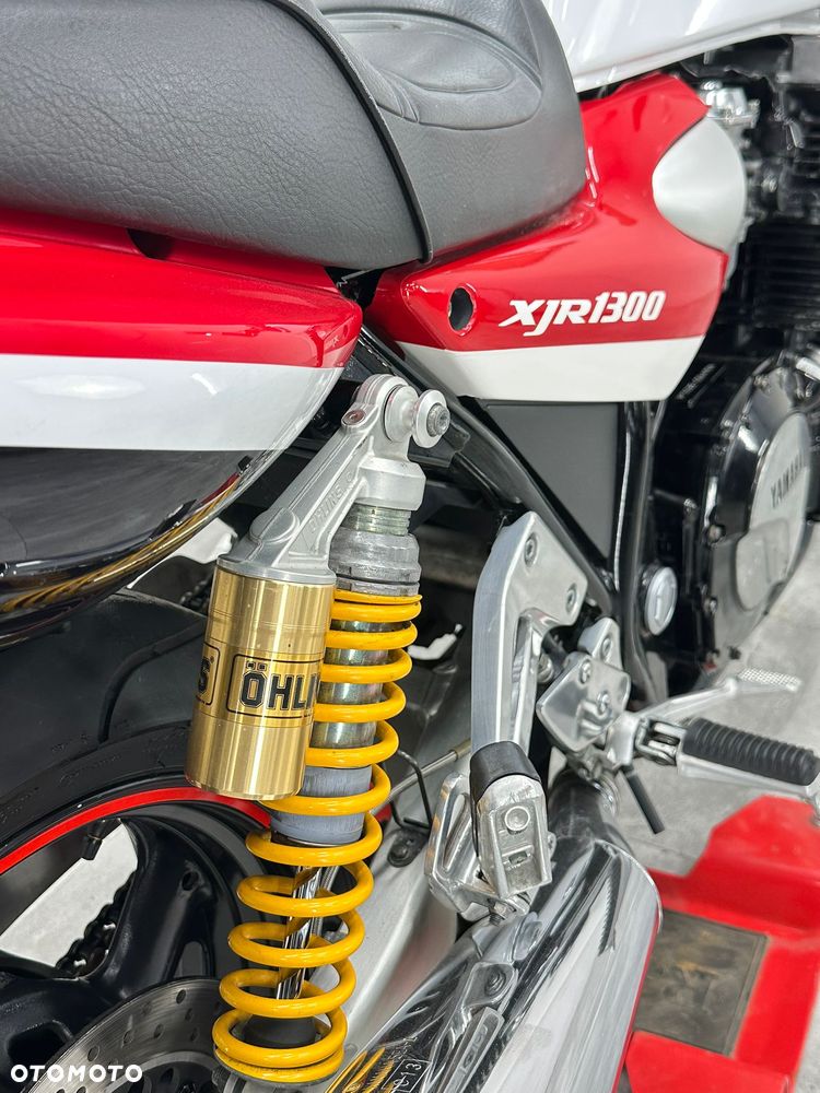 Yamaha XJR - 15