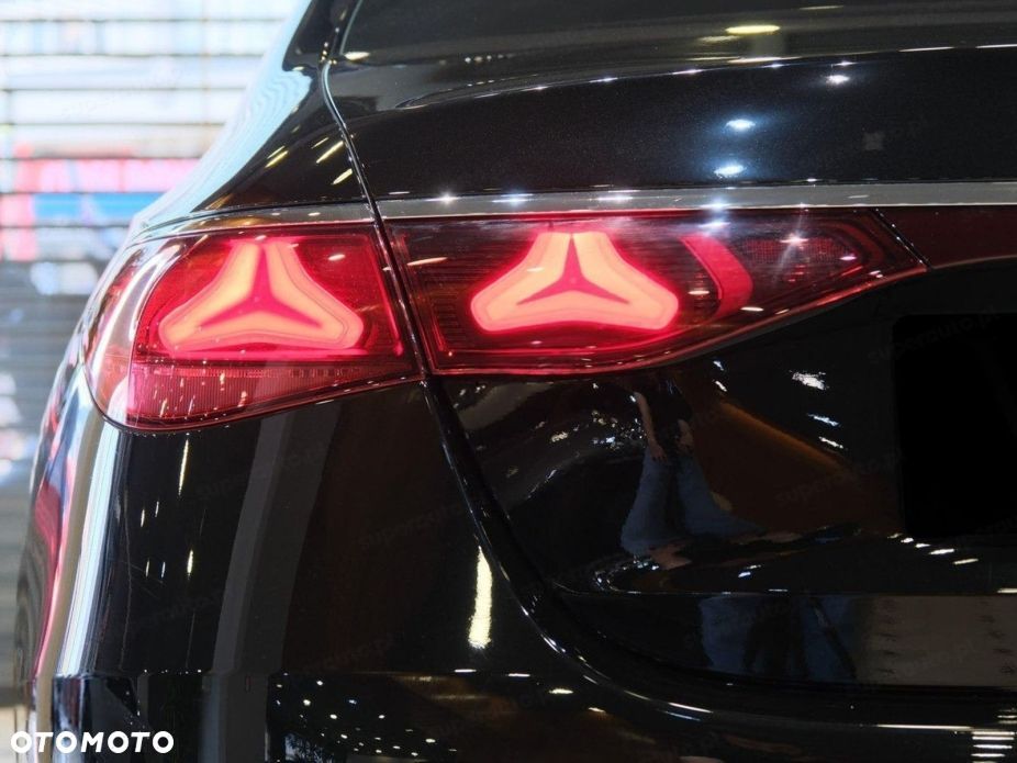 Mercedes-Benz Klasa E - 15