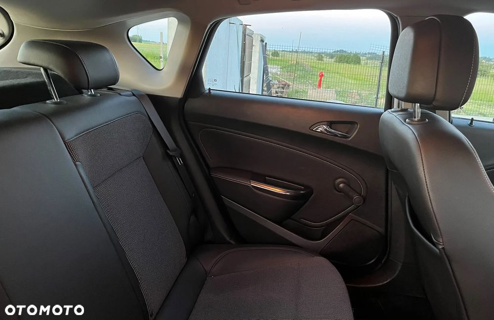 Opel Astra 1.4 T Cosmo - 8