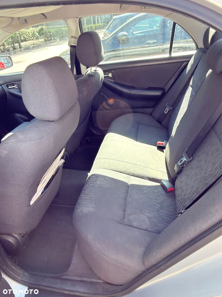 Toyota Corolla - 9
