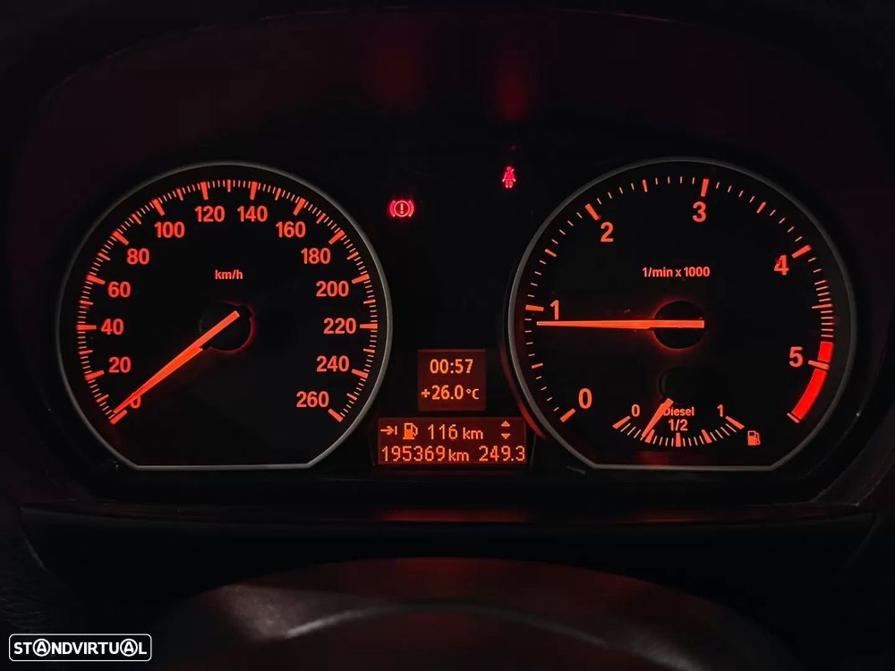 BMW 120 - 10