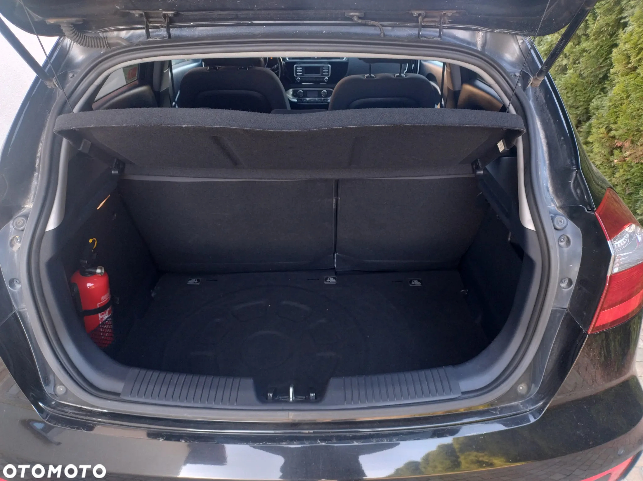 Kia Rio 1.4 Business Line - 9