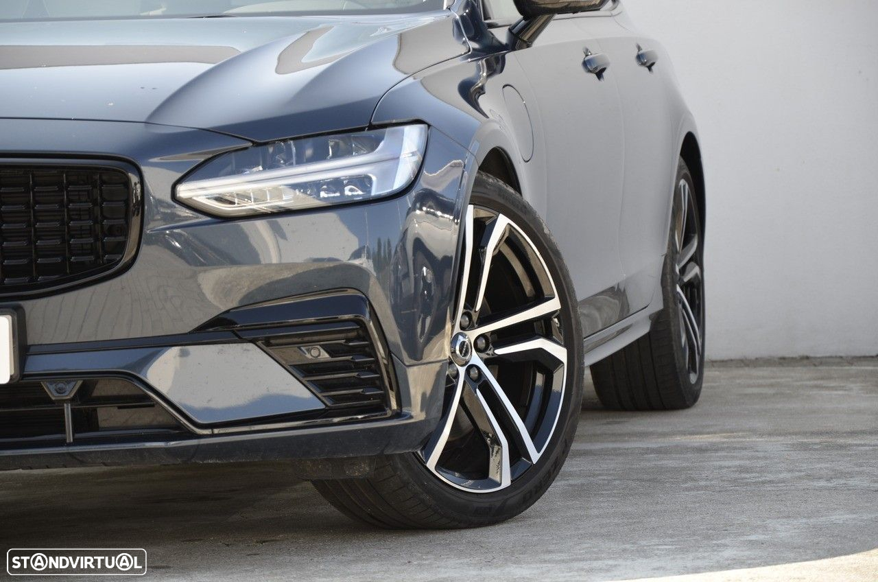 Volvo V90 2.0 T6 PHEV Plus Dark AWD - 36