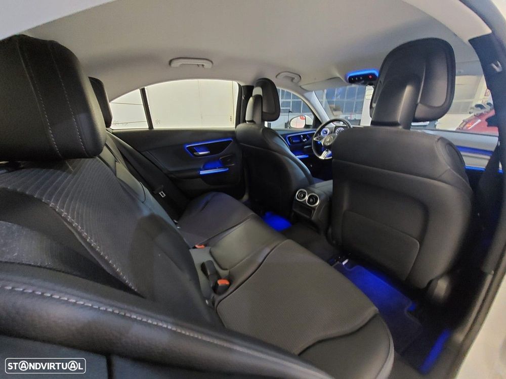 Mercedes-Benz C 220 d Avantgarde - 31