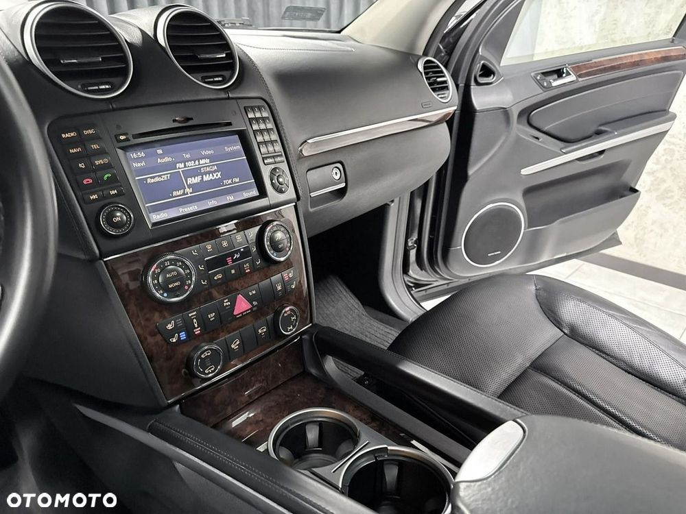 Mercedes-Benz GL 450 CDI DPF 4Matic 7G-TRONIC - 36