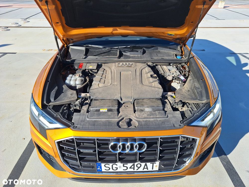 Audi Q8 - 8