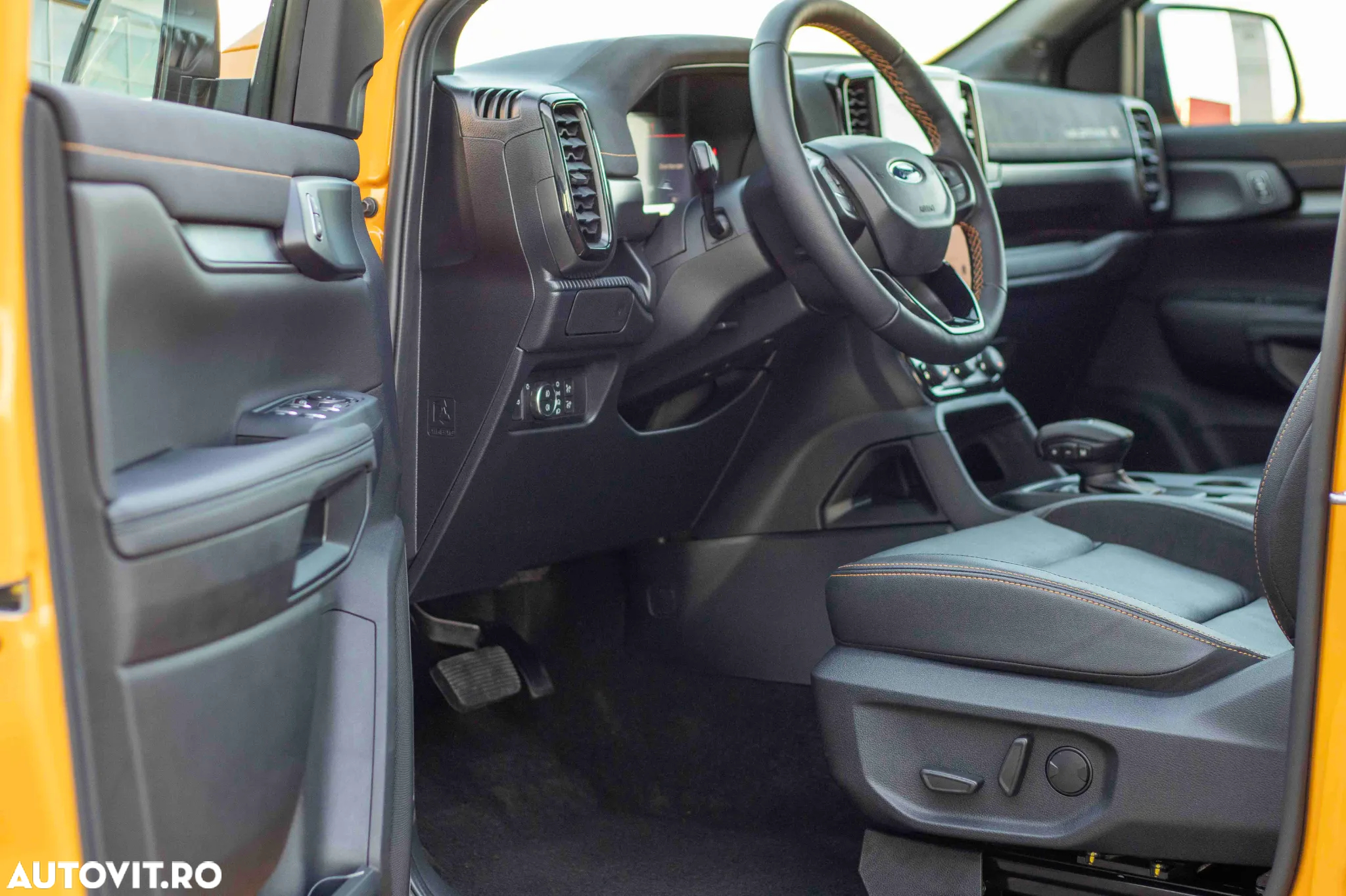 Ford Ranger Pick-Up 2.0 TD 205 CP 10AT 4x4 Double Cab Wildtrak X - 27