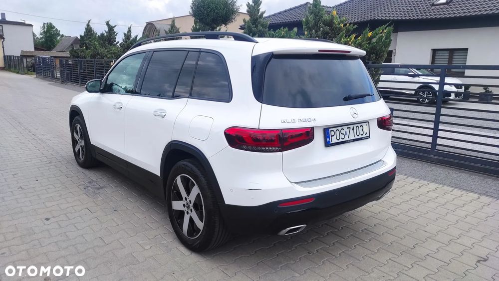 Mercedes-Benz GLB 200 d Progressive 8G-DCT - 3