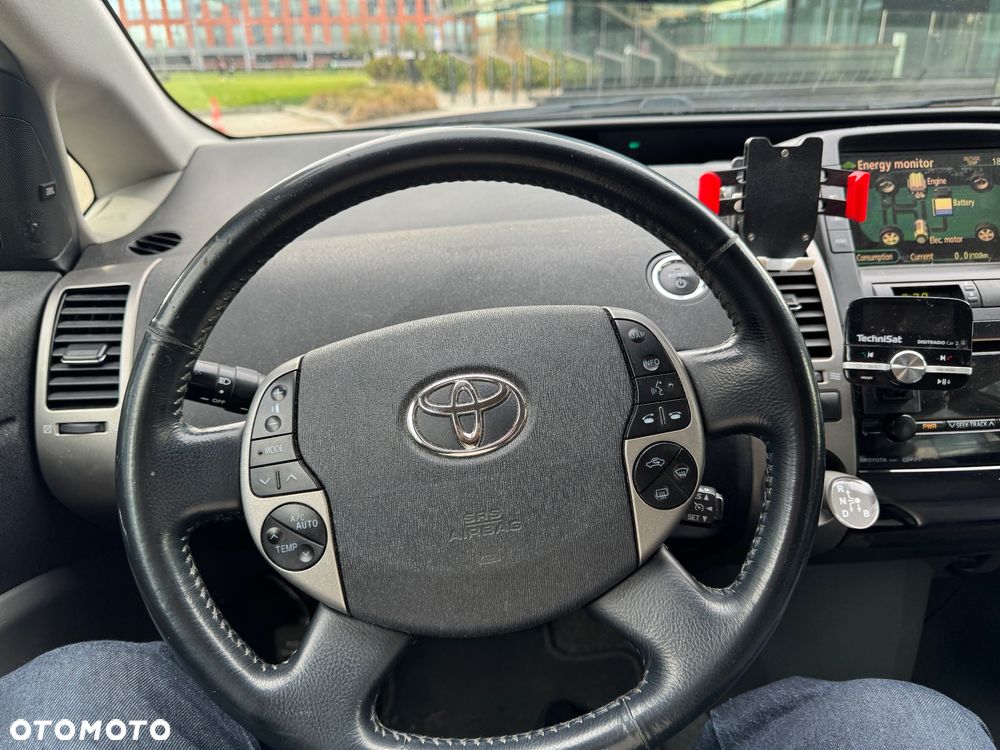 Toyota Prius 1.5 VVT-i Prestige - 16