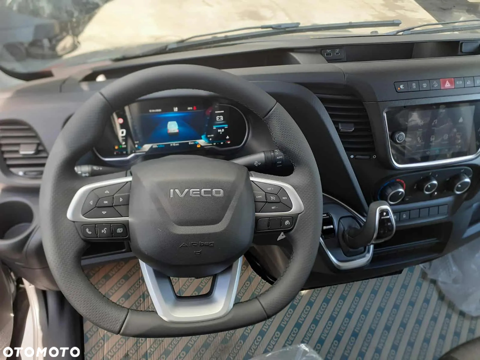 Iveco 35S16A8V - 16