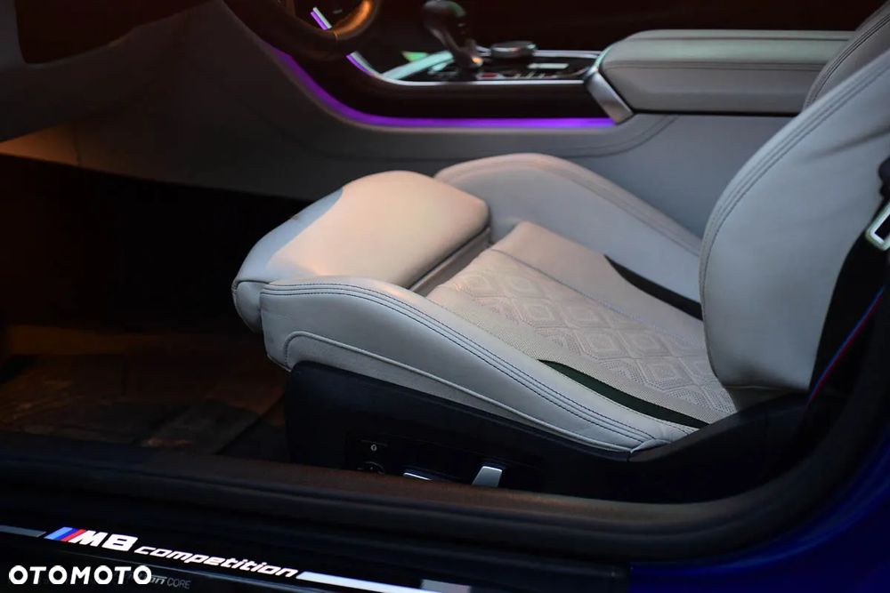 BMW M8 Competition - 5