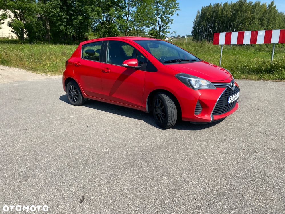 Toyota Yaris 1.0 Active EU6 - 16