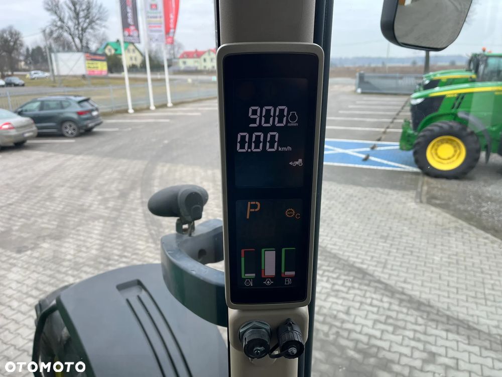 John Deere 7215 R - 16