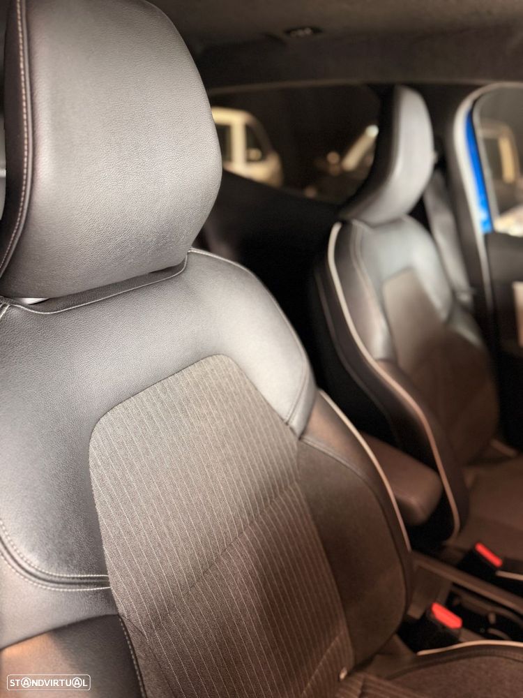 Renault Clio 1.0 TCe Techno - 38