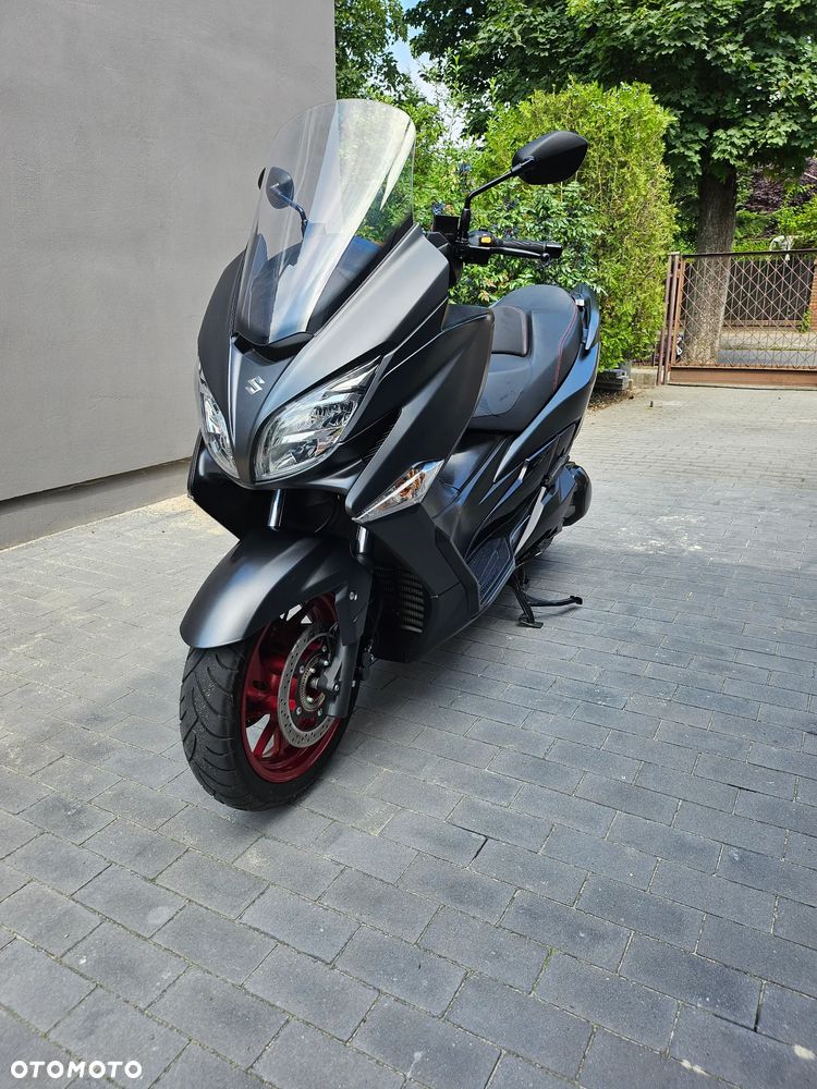 Suzuki Burgman - 1