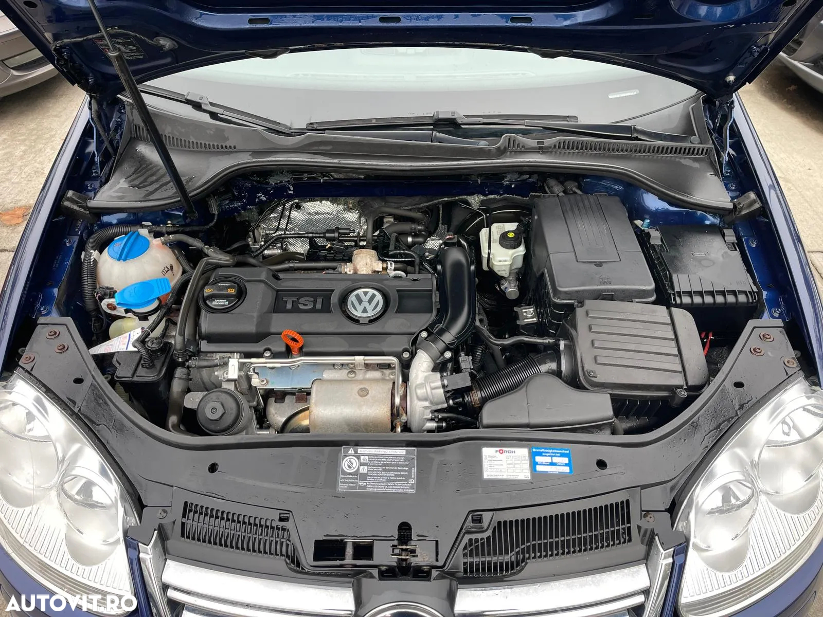Volkswagen Jetta 1.4 TSI Comfortline - 8