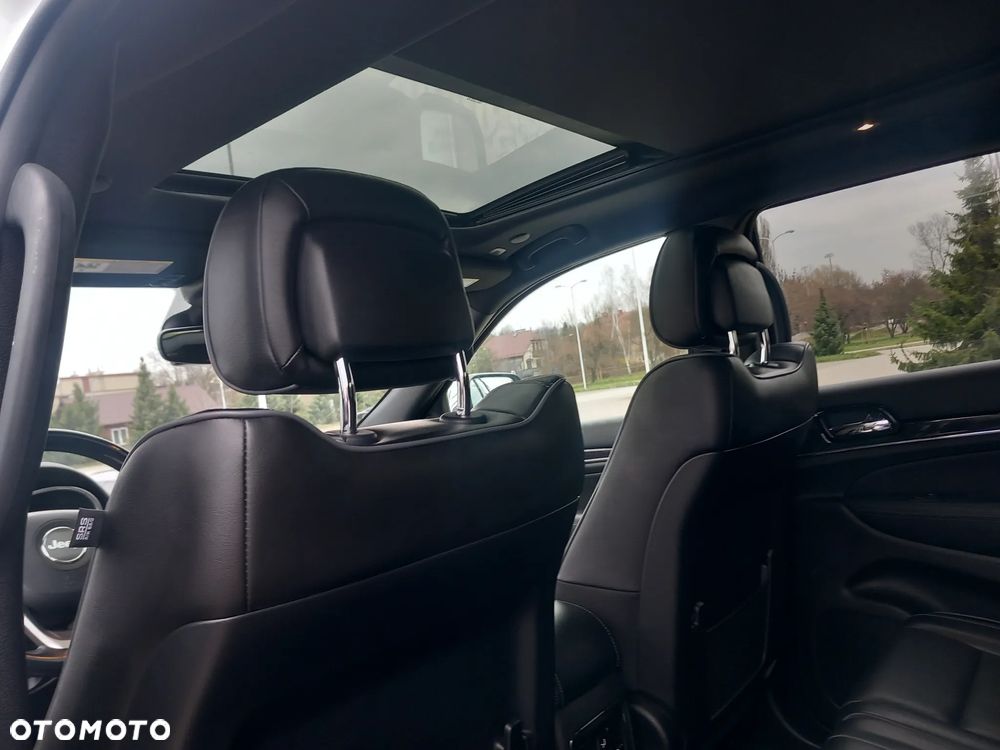 Jeep Grand Cherokee 3.6 V6 Overland - 33