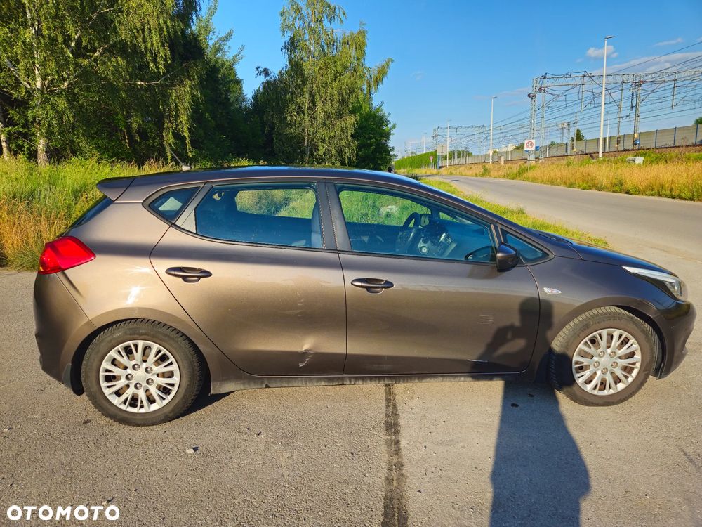 Kia Ceed - 7