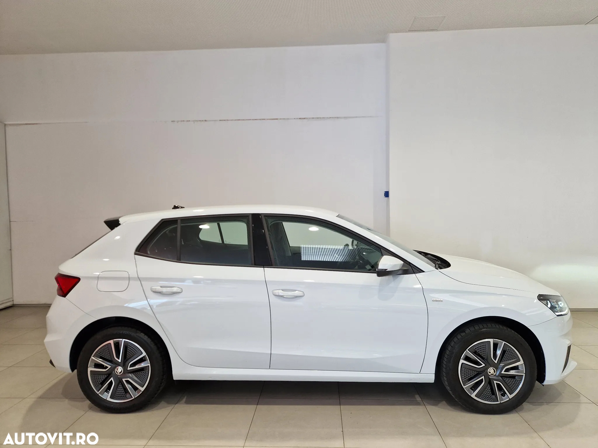 Skoda Fabia 1.0 TSI Tour - 6
