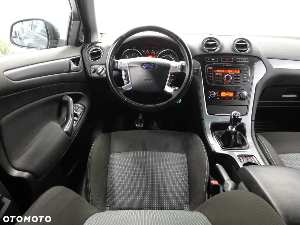 Ford Mondeo 1.6 TDCi Trend - 29