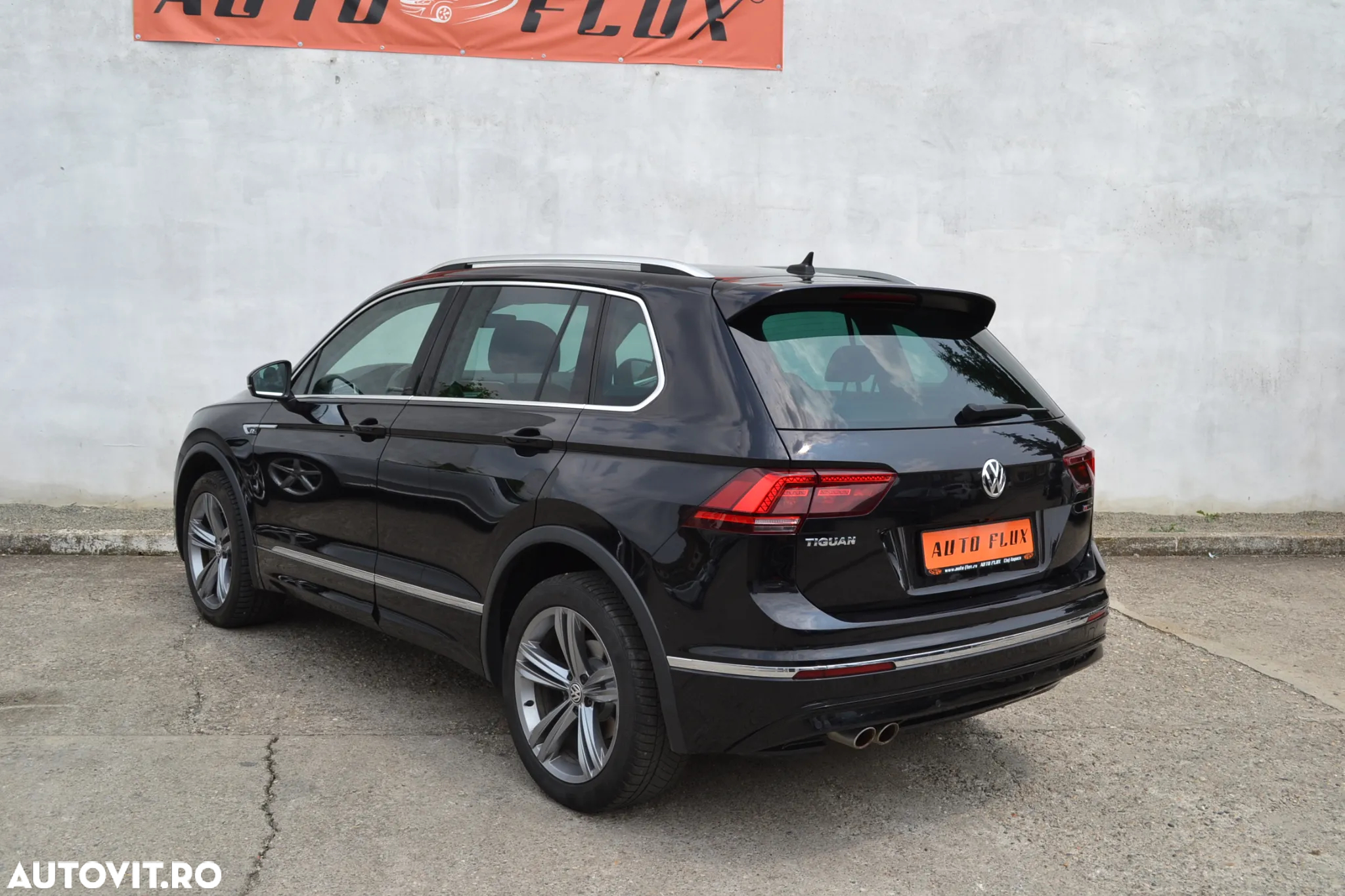Volkswagen Tiguan 2.0 TDI 4Mot DSG Highline - 4