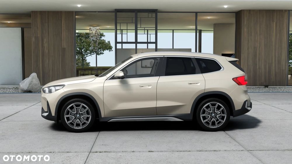 BMW X1 sDrive20i xLine - 4