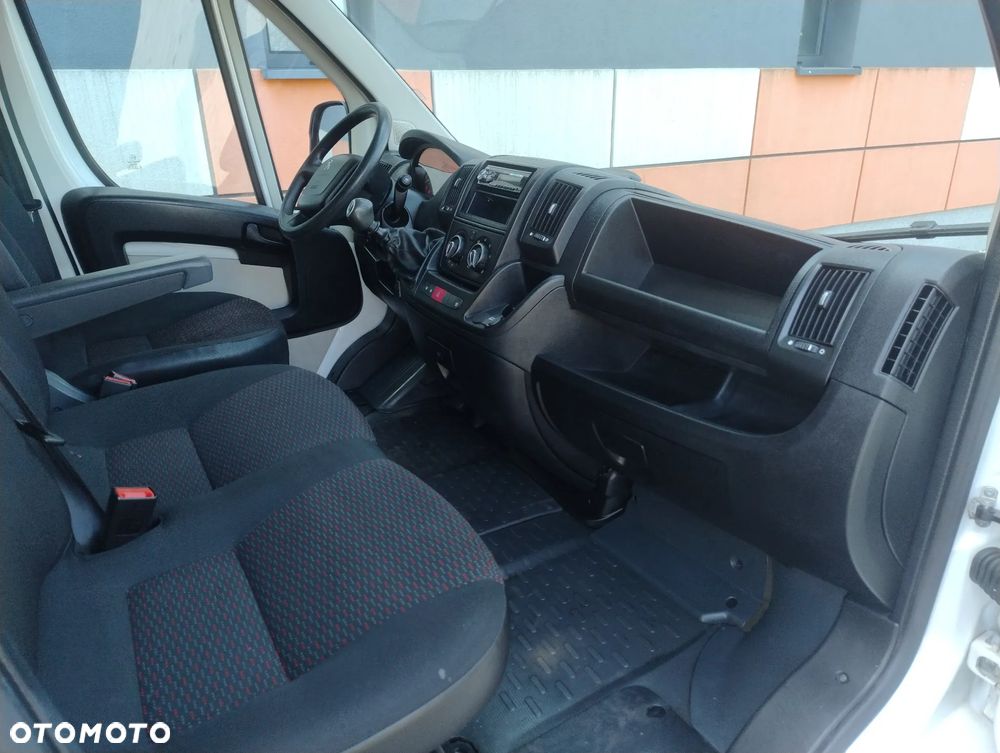 Peugeot BOXER PO LIFTINGU 2.2 HDI (130KM) 6-BIEGÓW (L2H2) STAN IDEALNY KLIMA TEMPOMAT NIE MA RDZY SERWIS KM ! ! ! - 9