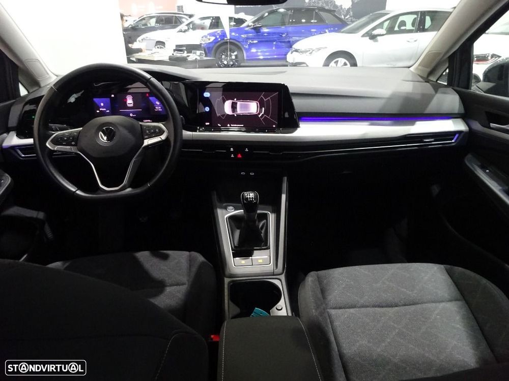 VW Golf Variant 2.0 TDi Conceptline - 27