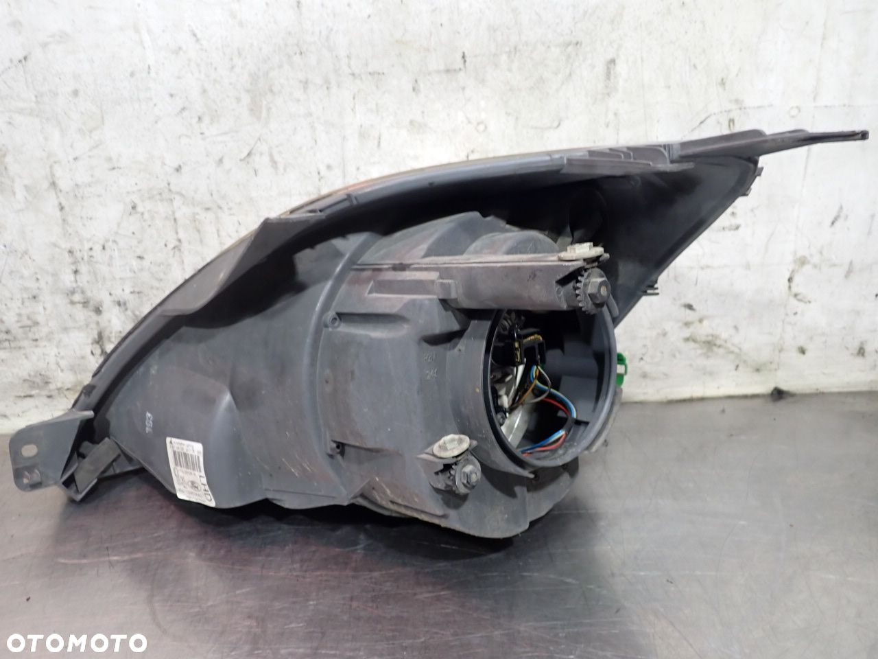 LAMPA PRAWA PRZEDNIA FORD FIESTA MK5 LIFT - 3