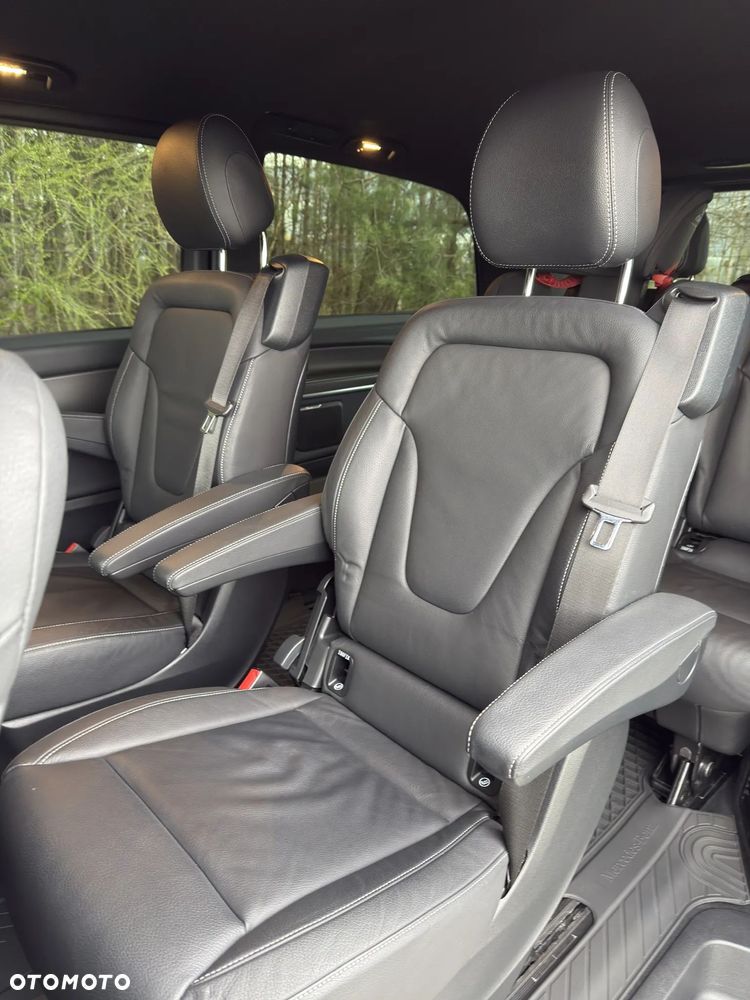 Mercedes-Benz Klasa V 300 d kompakt 4Matic 9G-TRONIC Style - 29