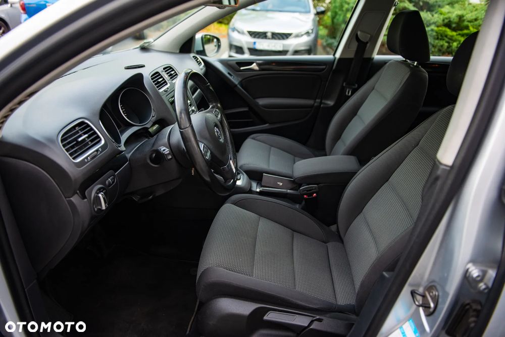 Volkswagen Golf 1.6 TDI BlueMotion Technology DSG Comfortline - 19