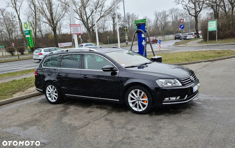Volkswagen Passat 2.0 TDI Comfortline - 9