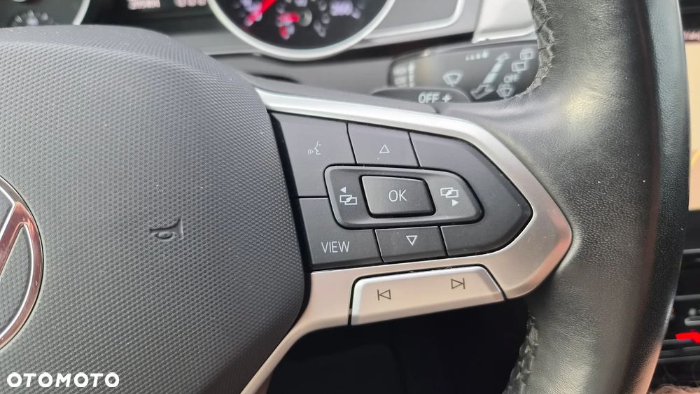 Volkswagen Passat Variant 2.0 TDI BMT Highline DSG - 23