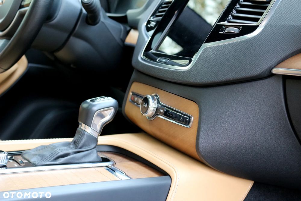 Volvo XC 90 D5 AWD Inscription - 16